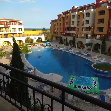 Visit Sunny Marina Равда