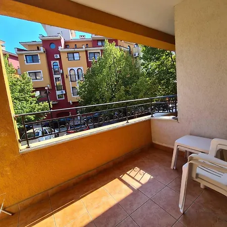 Апартамент Visit Sunny Marina Равда