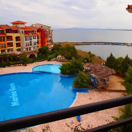 Апартамент Visit Sunny Marina *