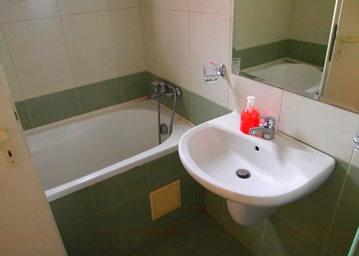 Visit Sunny Marina Apartament *