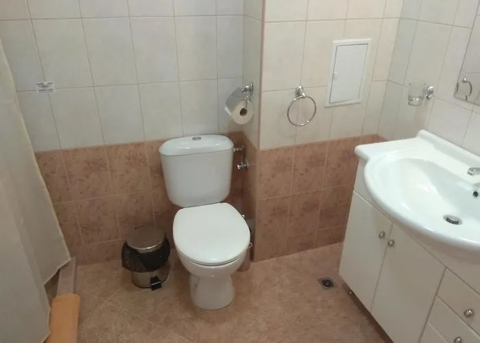 Visit Sunny Marina * Rawda